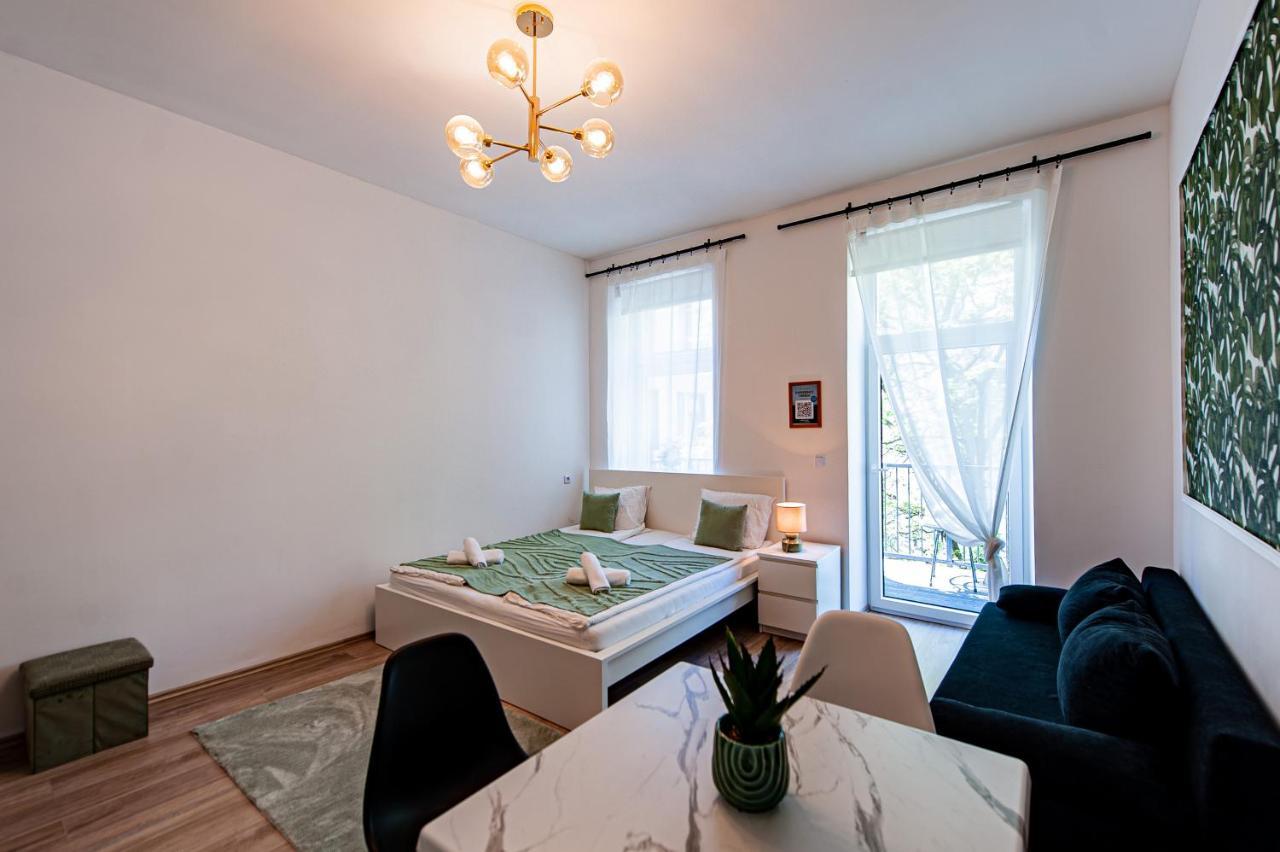My City Apartment- Vienna Jungle Room Dış mekan fotoğraf